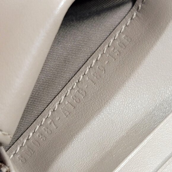 F is Fendi Leather Bi-fold Wallet 8M0387 Gray - Picture 10 of 10